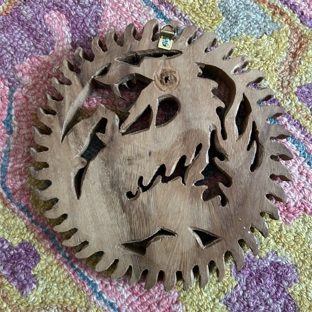 Balinese wood carving of Dragon wall hanging - Picture 12 of 13